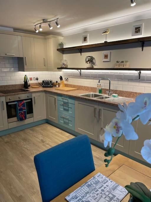 Seaside Modern Apartment Westward Ho!  Ngoại thất bức ảnh